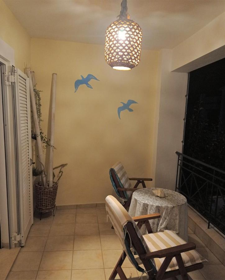 G Apartment In Agia Efimia Exterior photo